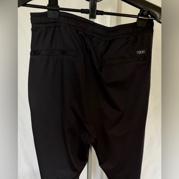 Vuori Transit Jogger Black Men’s Medium Performance Stretch Pants - Picture 5 of 9
